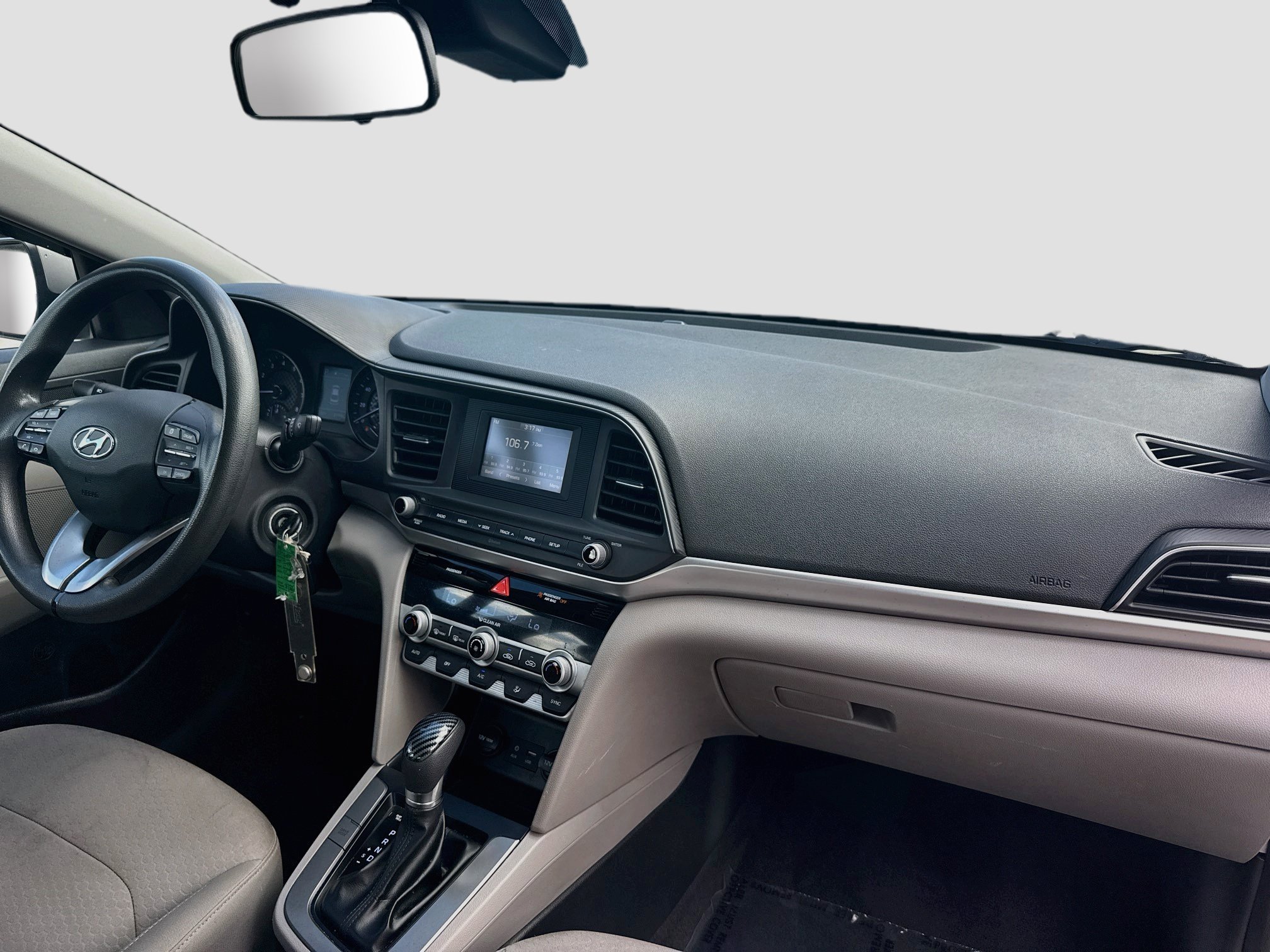 2020 Hyundai Elantra SE - Photo 29