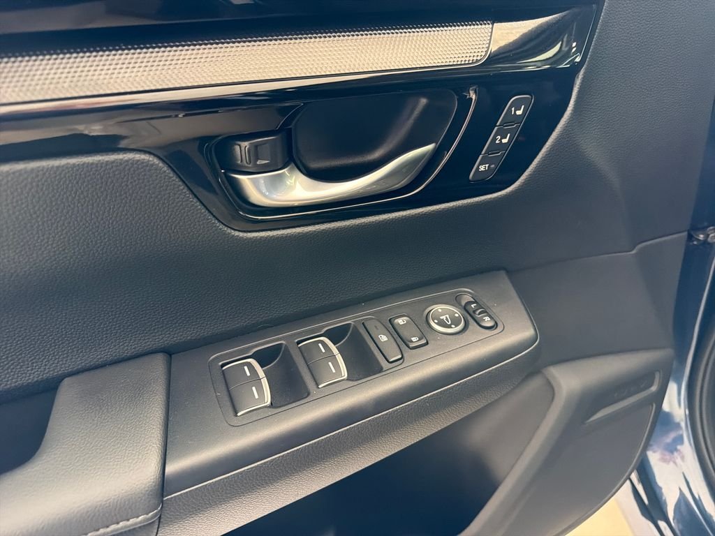 Used 2024  Honda EX-L image 11