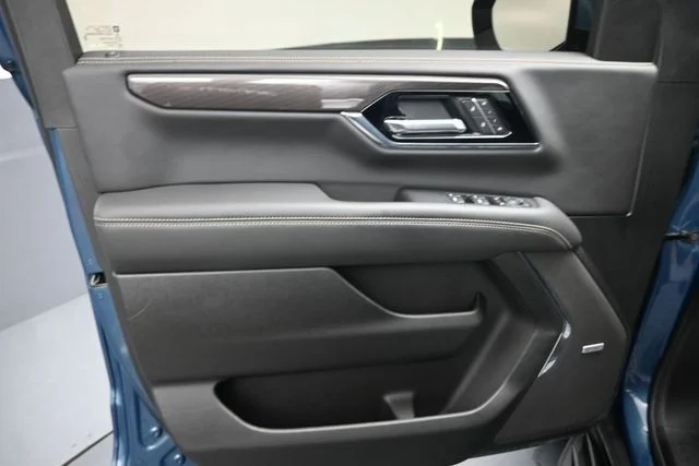 Used 2026 Blue GMC Elevation image 20