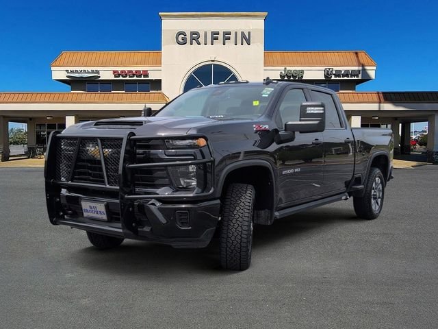 Used 2024 Gray Chevrolet Custom image 11