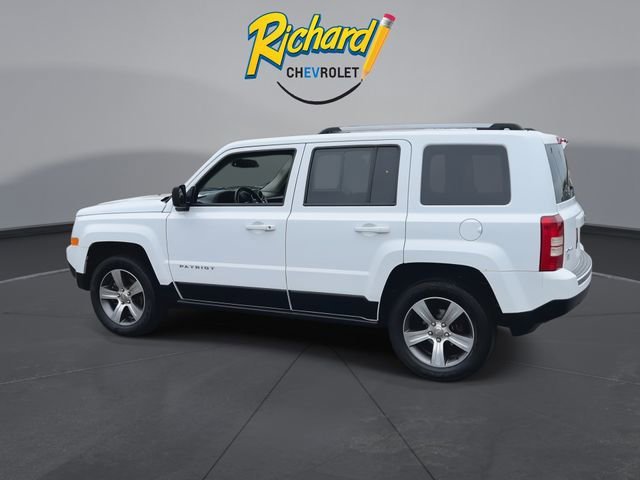 Used 2017 White Jeep High Altitude 4x4 image 6