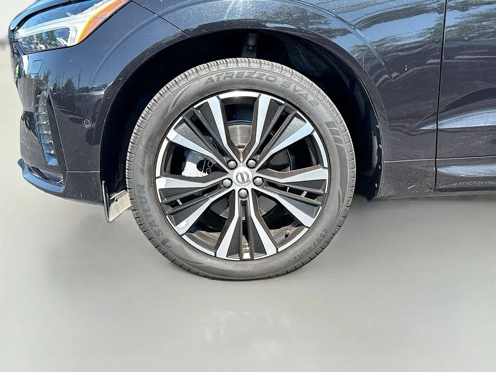 2024 Volvo XC60 Plus - Photo 8