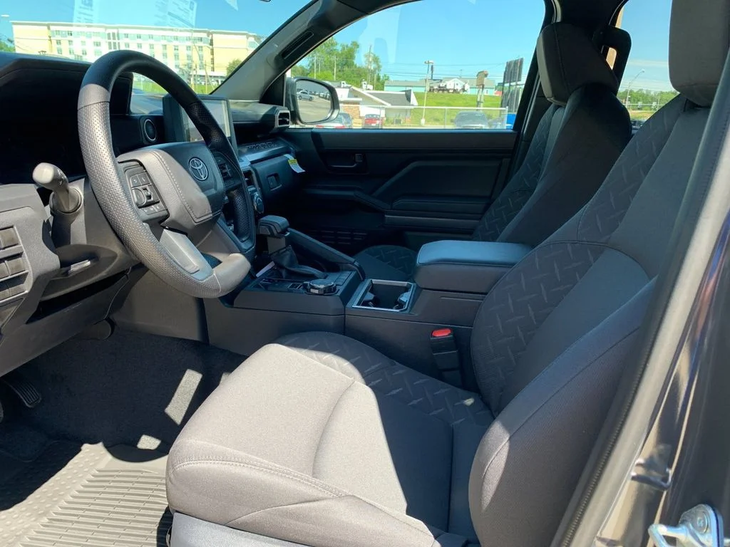 Used 2026  Toyota SR5 image 11