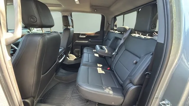 Used 2025 Sterling Metallic GMC Denali image 20