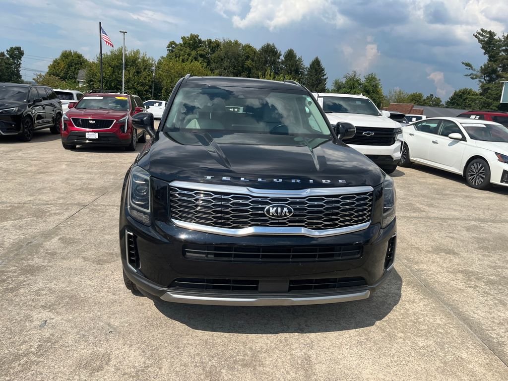 Used 2021 Black Kia S image 8
