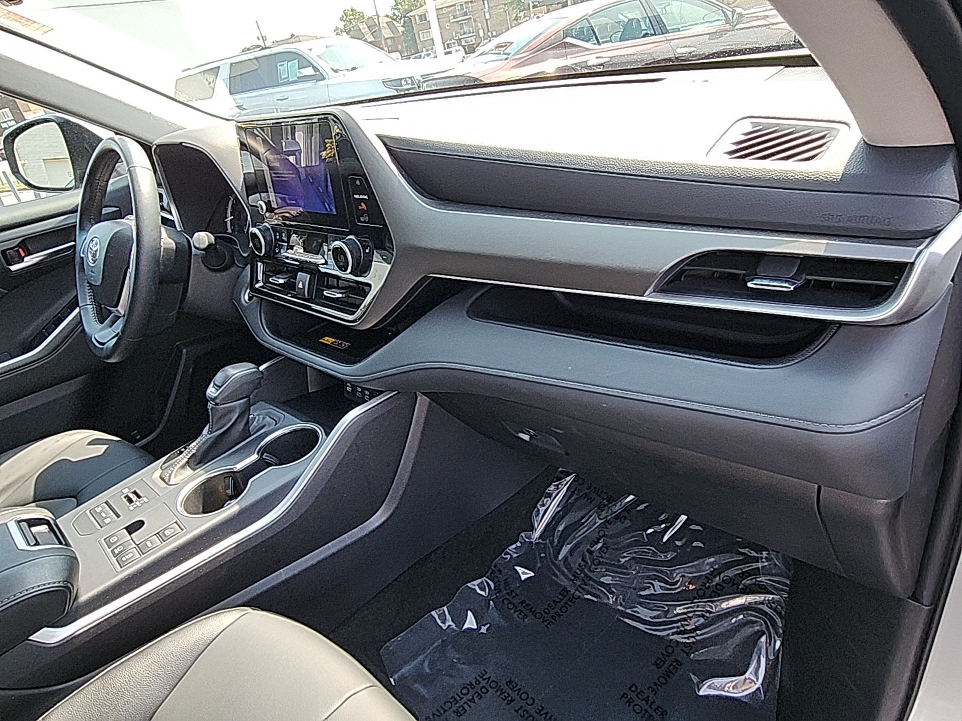 Certified Used 2025 Celestial Silver Metallic Toyota XLE image 34
