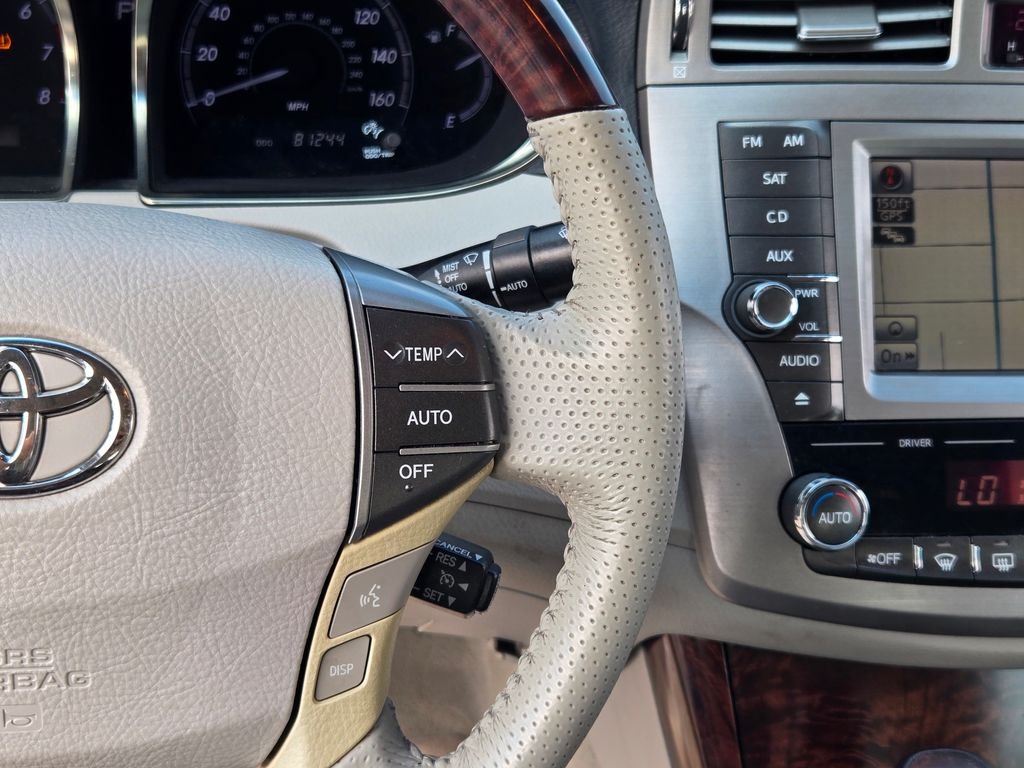 2012 Toyota Avalon Limited - Photo 37