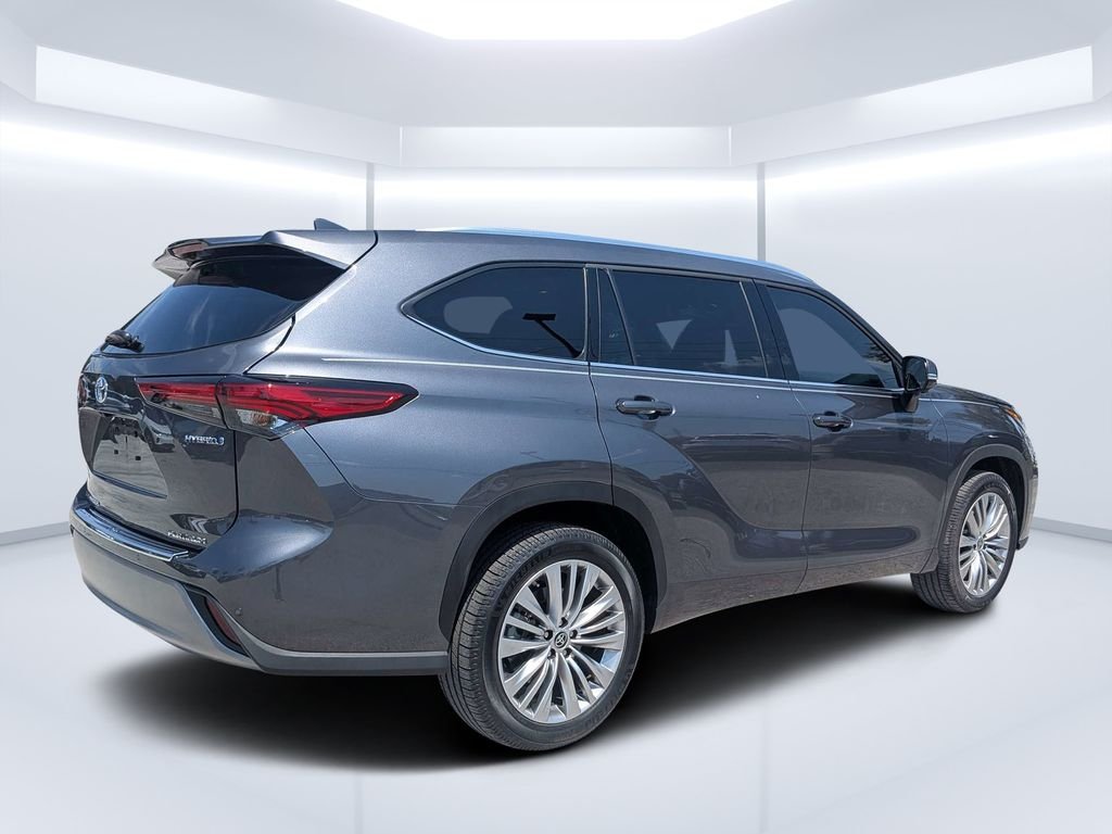 Used 2023 Gray Toyota Platinum image 3