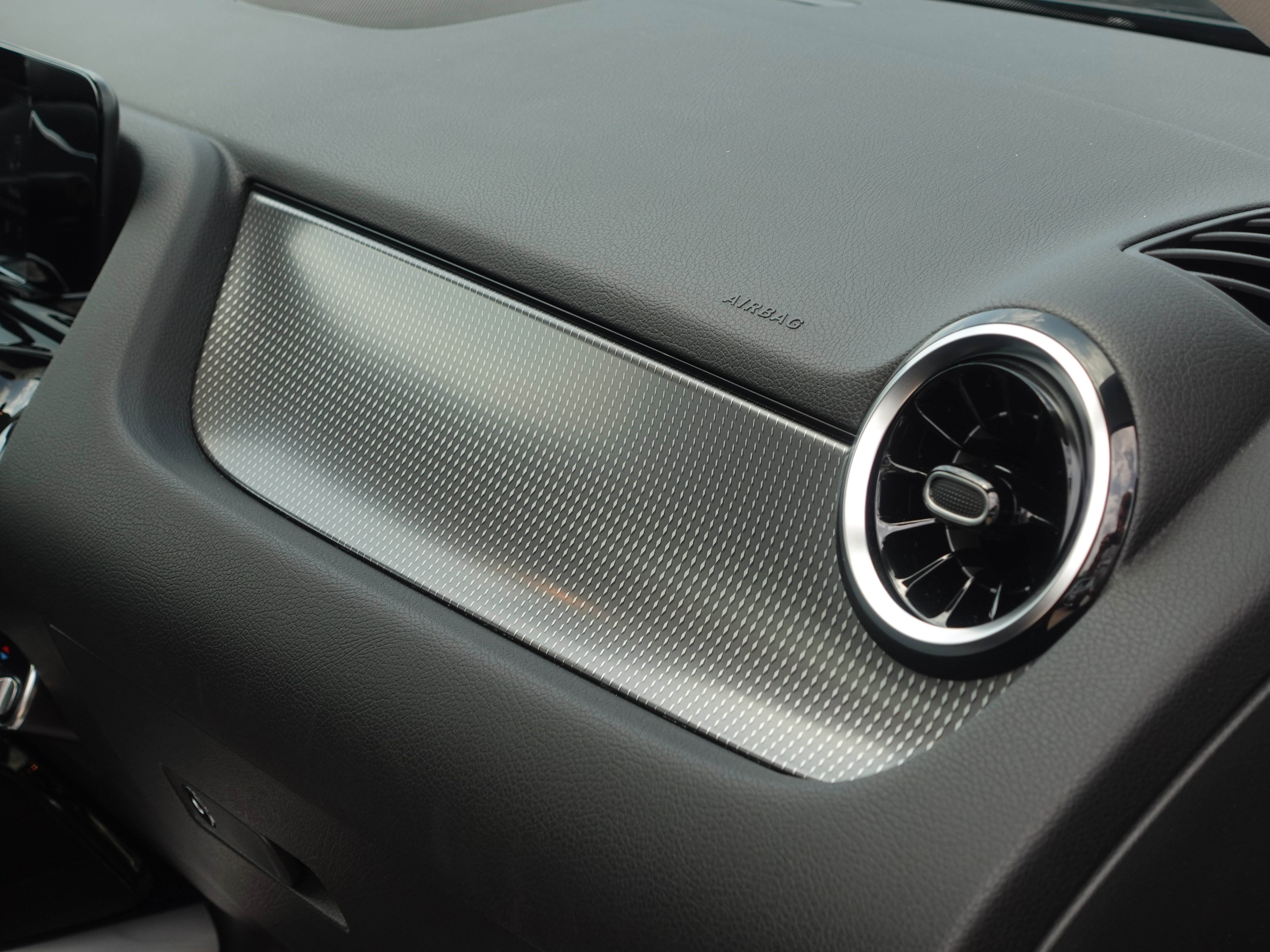 2021 Mercedes-Benz GLA GLA250 - Photo 19