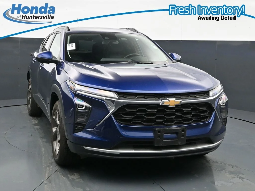 2024 Chevrolet Trax LT's photo