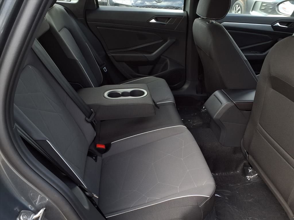 2025 Volkswagen Jetta Sport - Photo 21