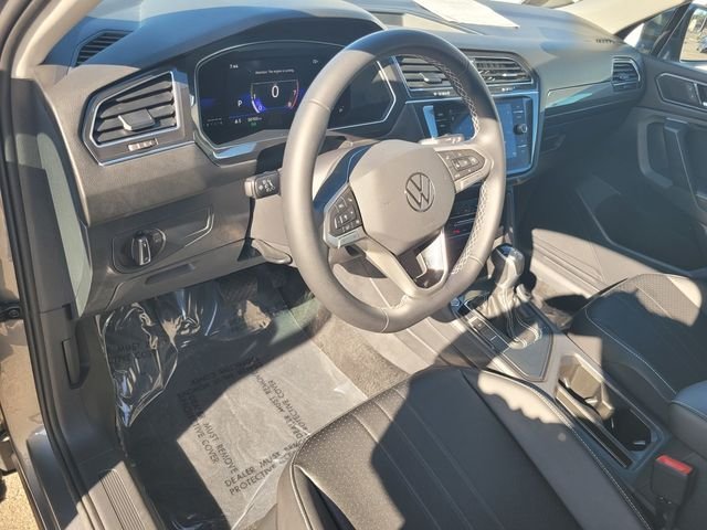 Used 2023 Gray Volkswagen 2.0T SE image 12