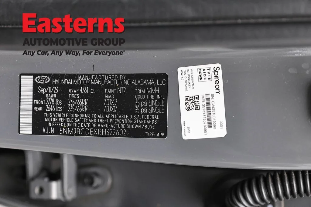 Used 2024 Gray Hyundai SEL image 36
