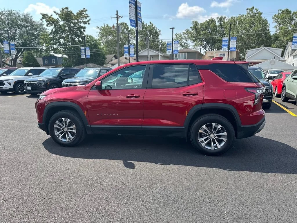Used 2025 Radiant Red Tintcoat Chevrolet LT image 7