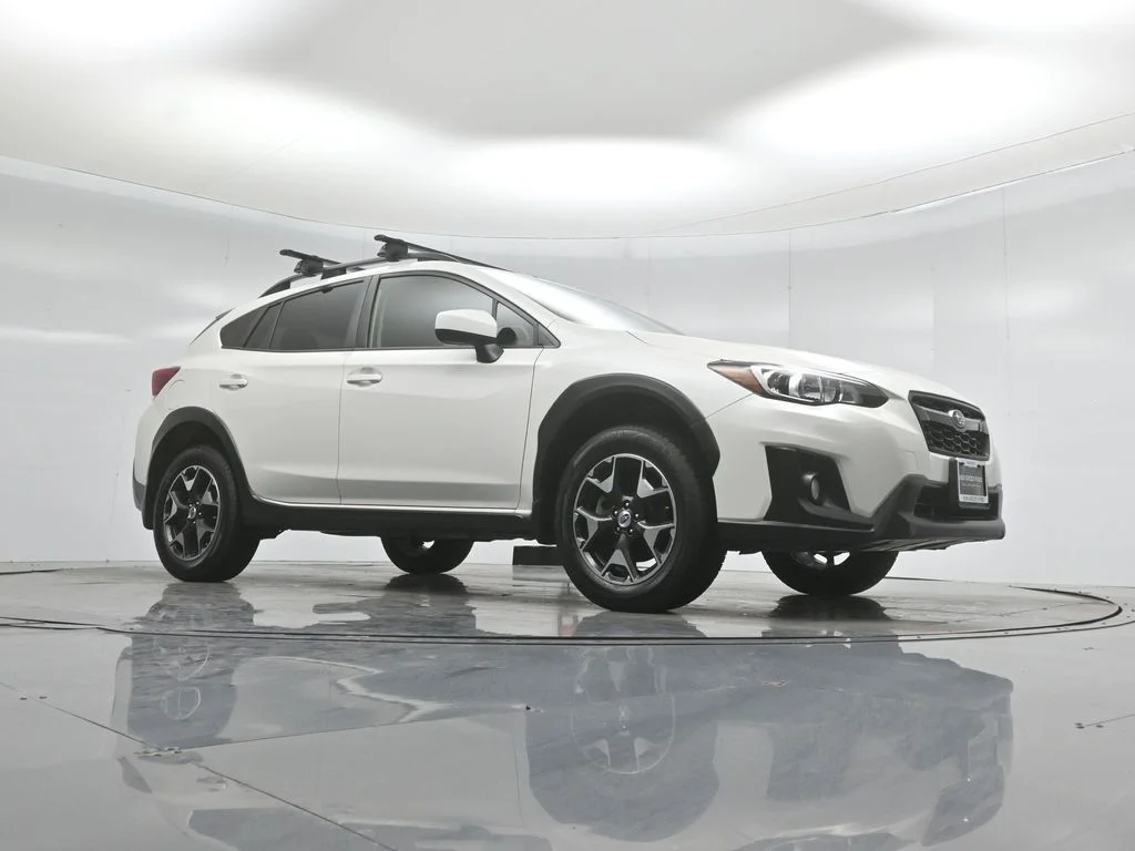 Certified Used 2018 White Subaru 2.0i Premium image 4
