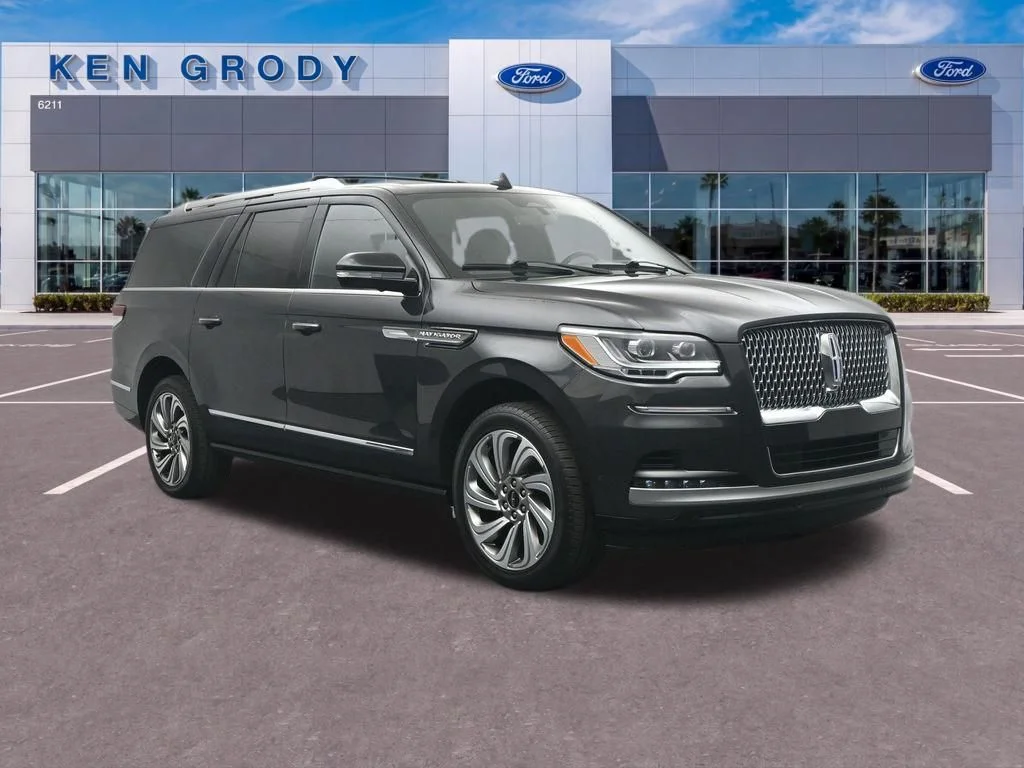 2023 Lincoln Navigator