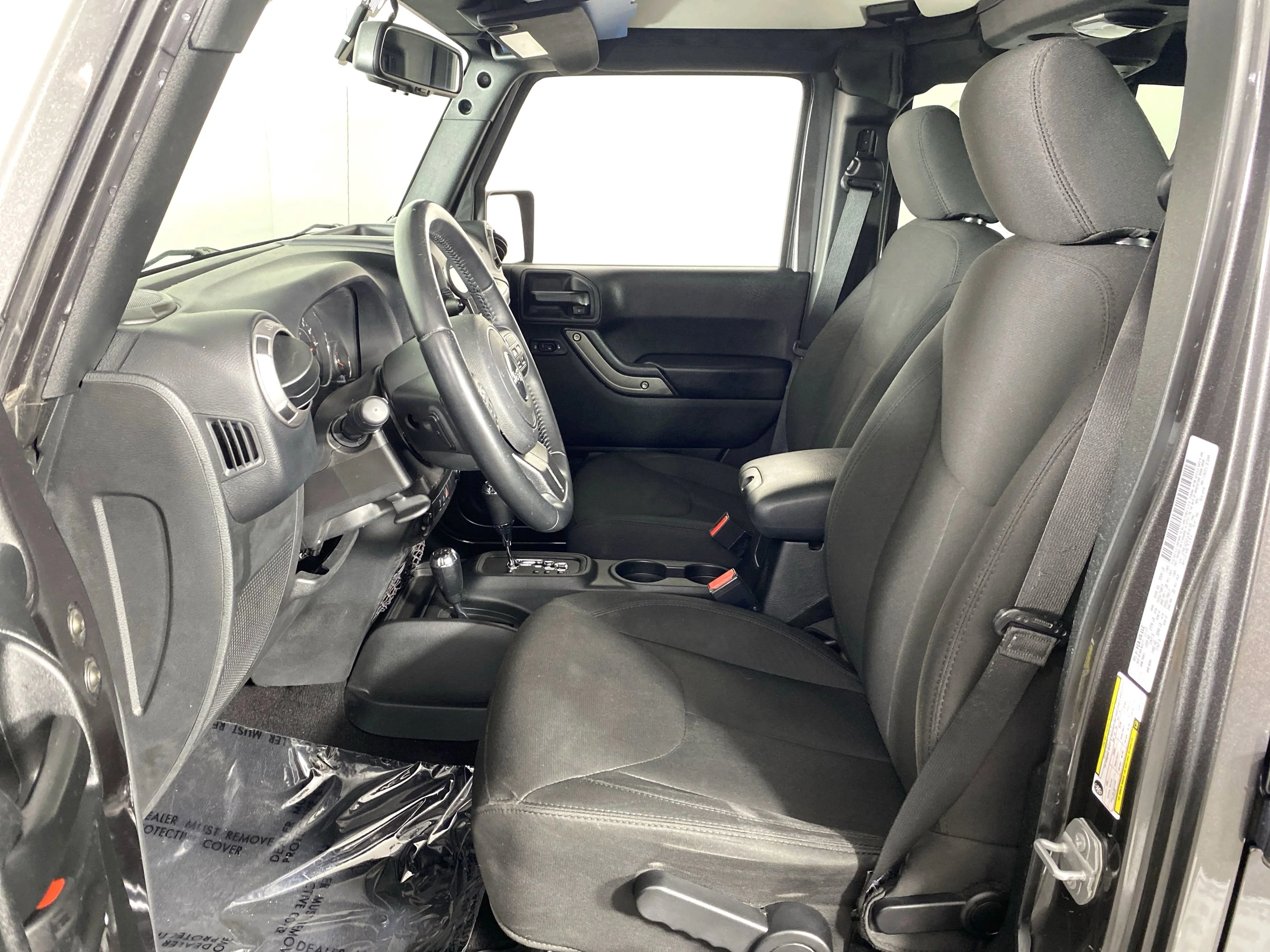 Used 2018 Granite Crystal Metallic Clearcoat Jeep Sport S image 12