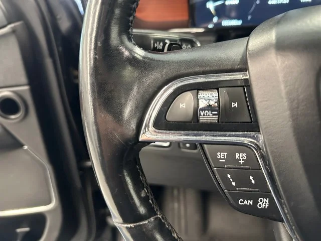 Used 2021 Black Lincoln Reserve image 33