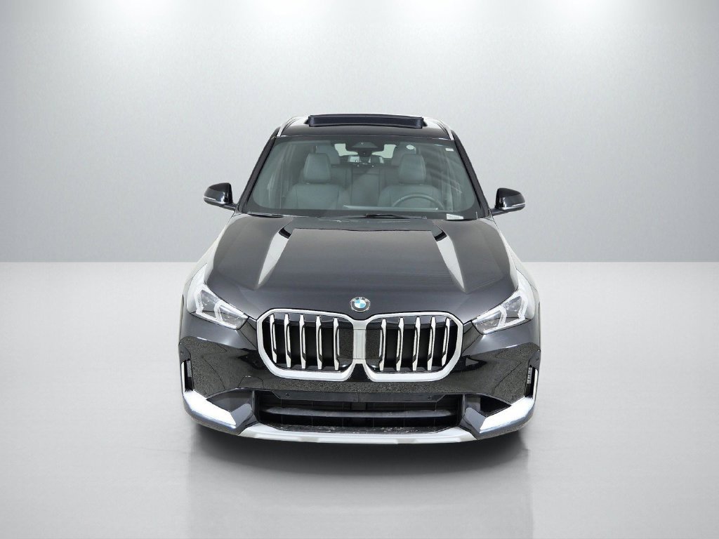 Used 2026 Jet Black BMW xDrive28i image 17