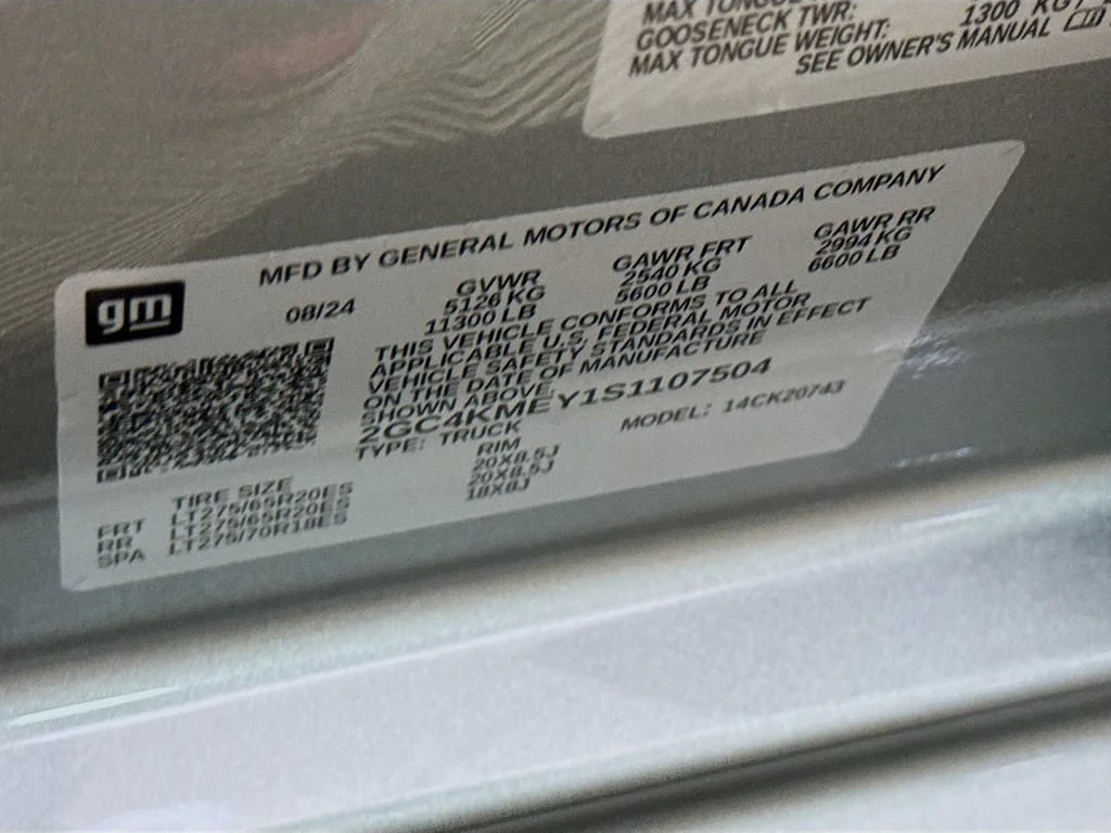 Used 2025 Sterling Gray Metallic Chevrolet Custom image 32