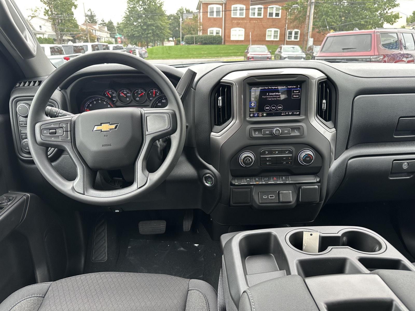 2026 Chevrolet Silverado 1500 Custom - Photo 14