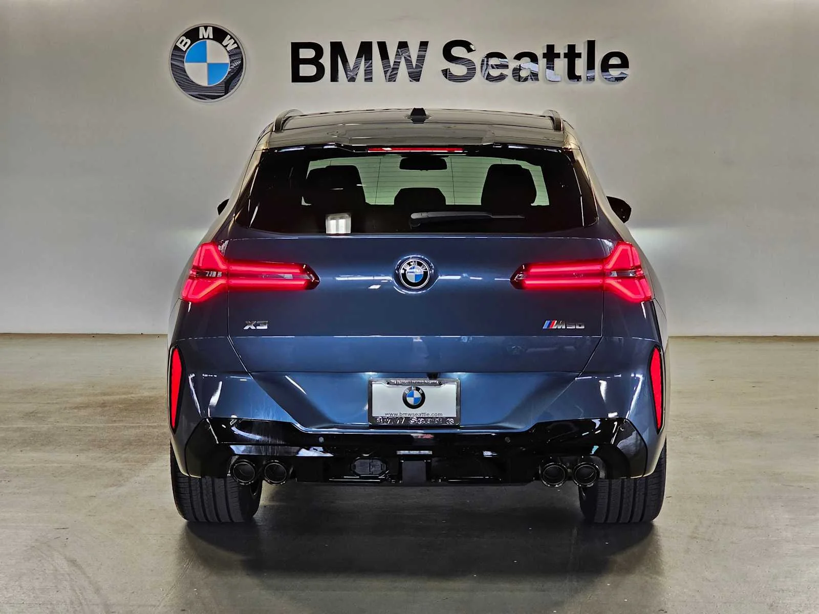 New 2026 Arctic Race Blue metallic BMW M50 xDrive image 7