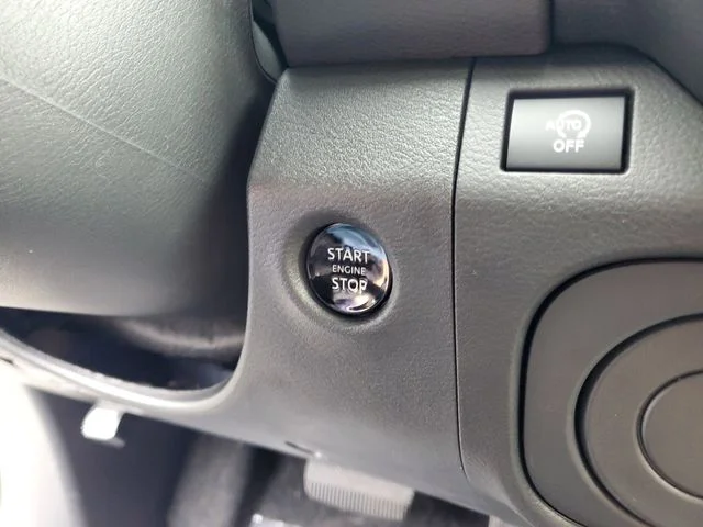 New 2026 Glacier White Nissan Crew Cab SV image 20