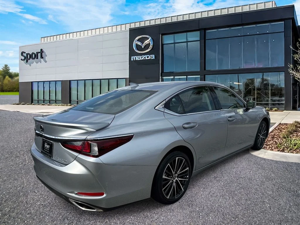 Used 2025 Silver Lexus 350 image 3