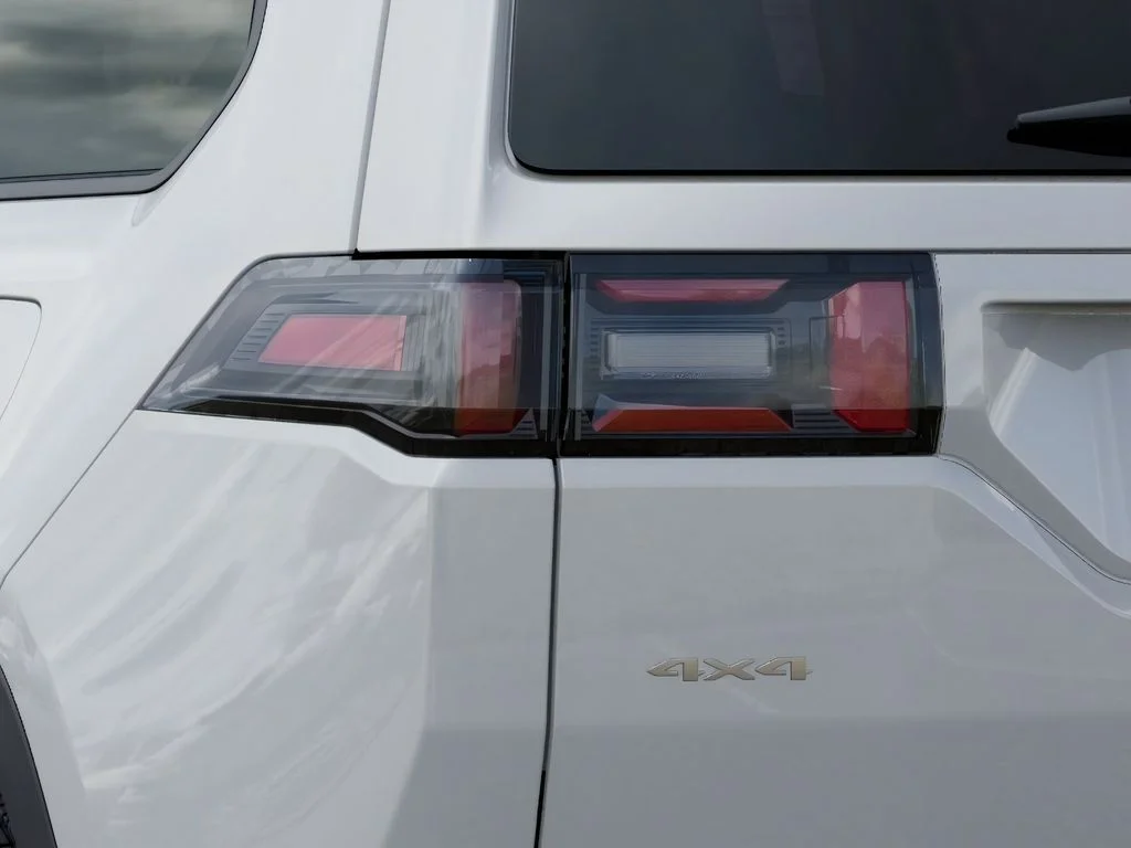 New 2026 Bright White Clear-Coat Exterior Paint Jeep Laredo image 9
