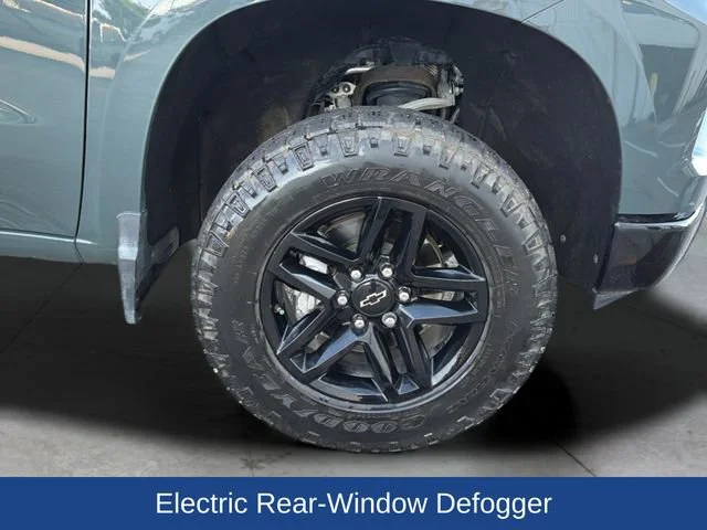 Certified Used 2025 Cypress Gray Chevrolet Custom Trail Boss image 29
