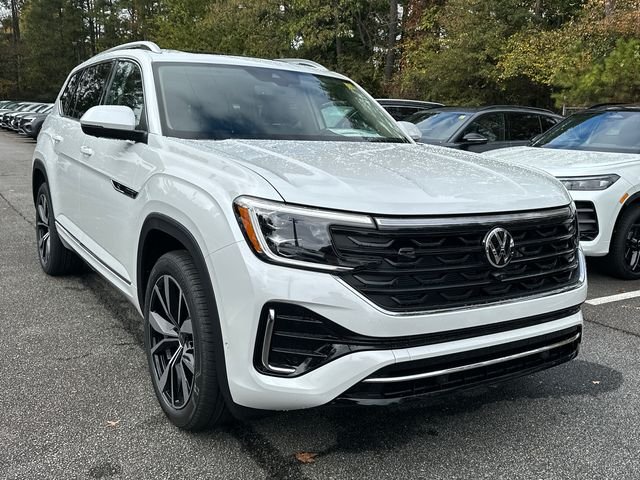 New 2026 White Volkswagen 2.0T SEL Premium R-Line image 3