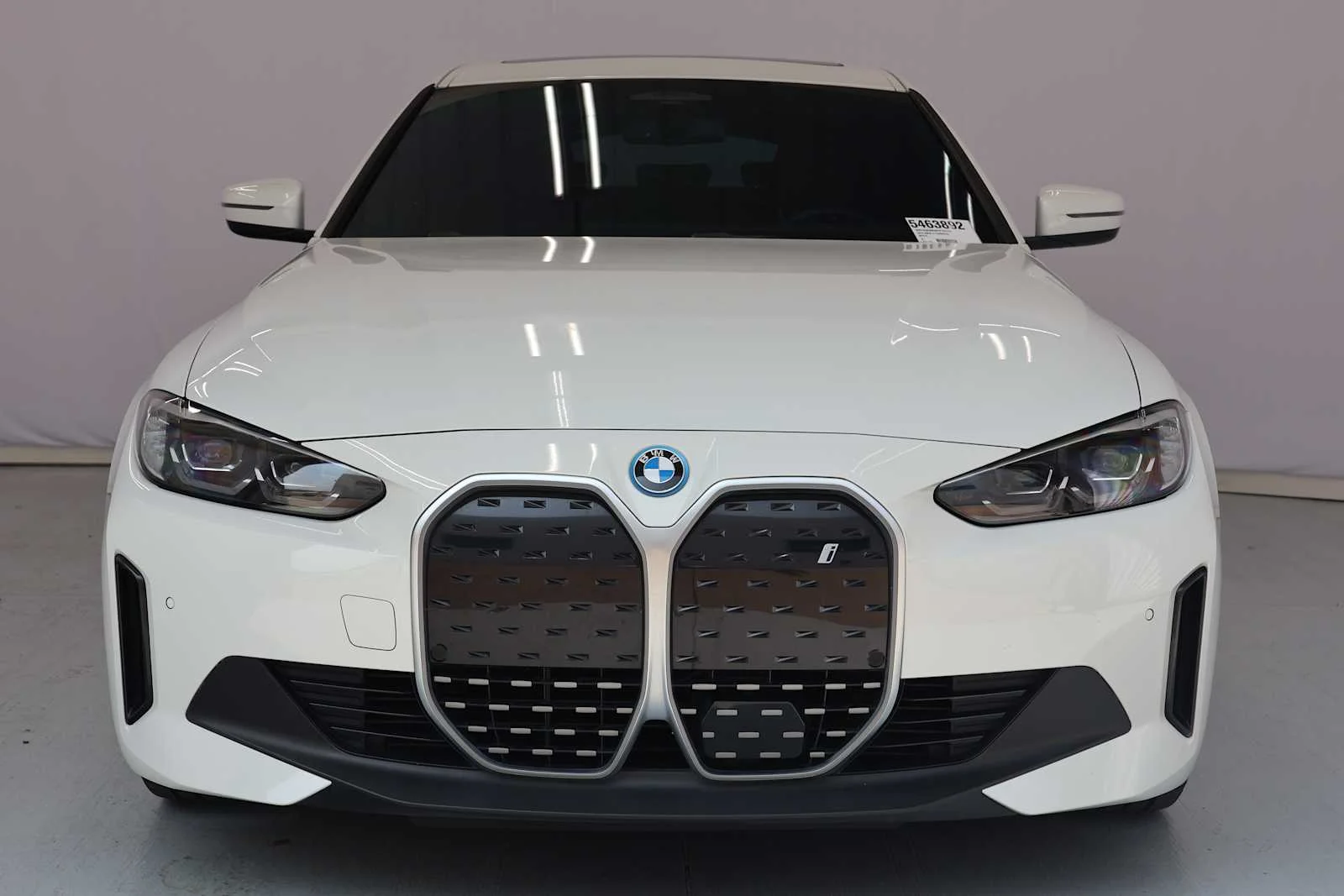 Used 2023 Alpine White BMW eDrive35 image 2