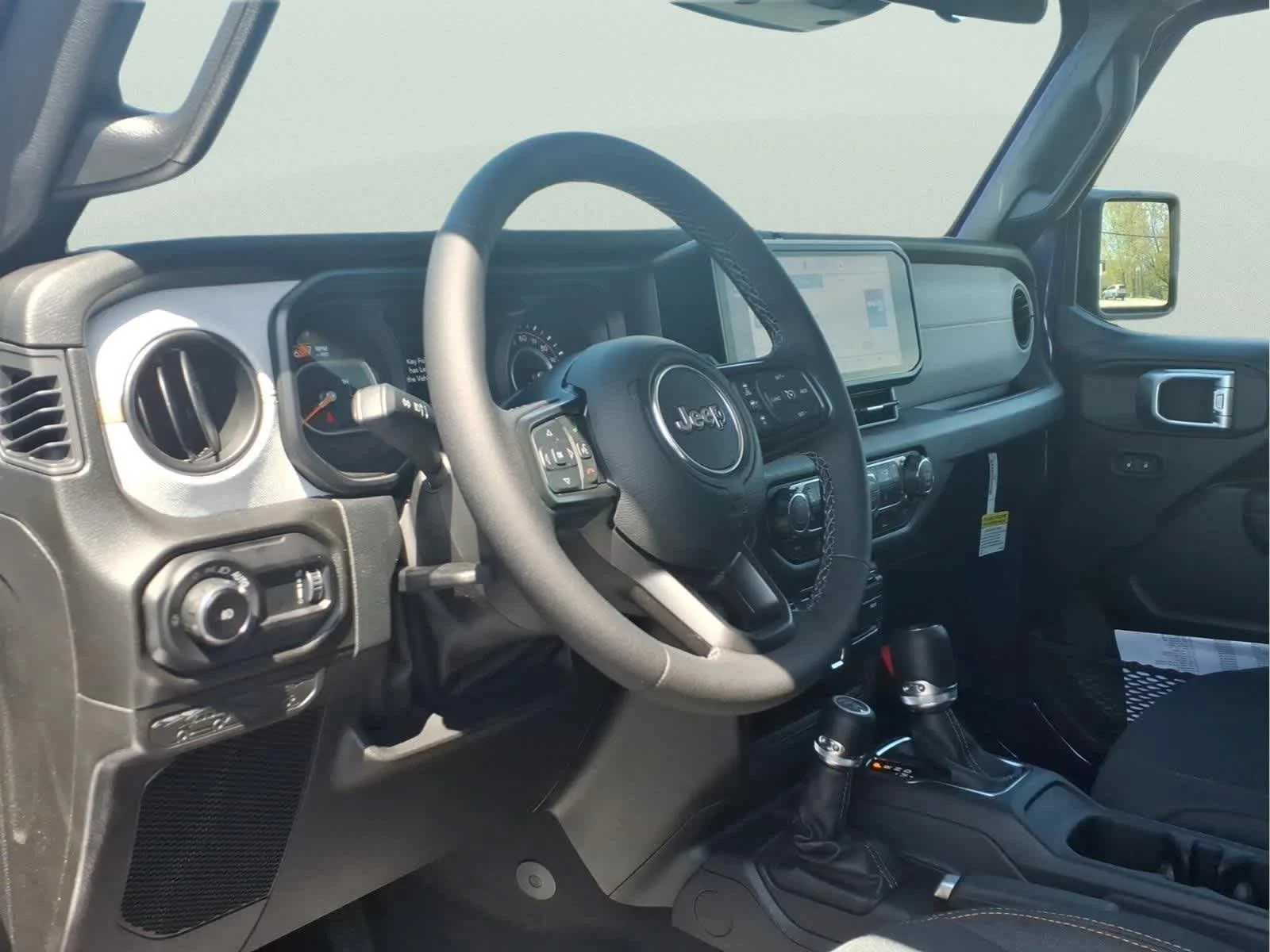 New 2026 Reign Jeep Sport S image 8