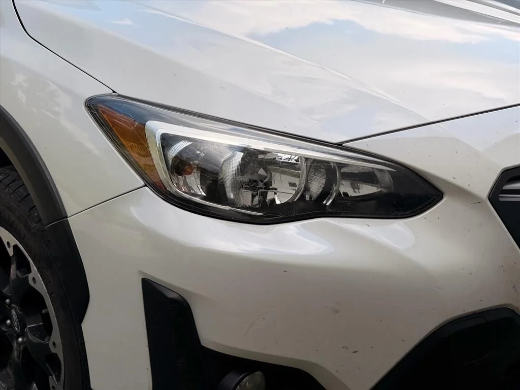 Used 2021 White Subaru Premium image 7
