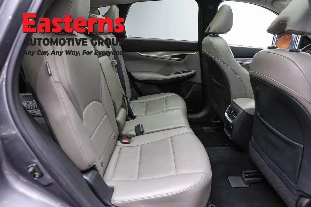 Used 2023 Gray INFINITI LUXE image 25