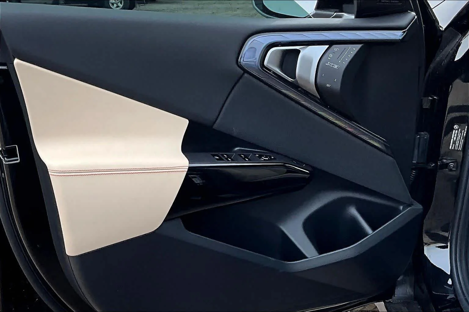New 2026 Black Sapphire Metallic BMW 30 xDrive image 10