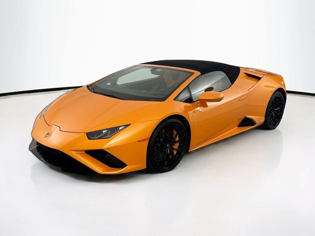 Used 2020 Arancio Borealis Pearl Lamborghini  image 38