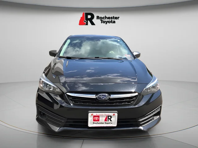 Used 2022 Black Subaru Base image 2