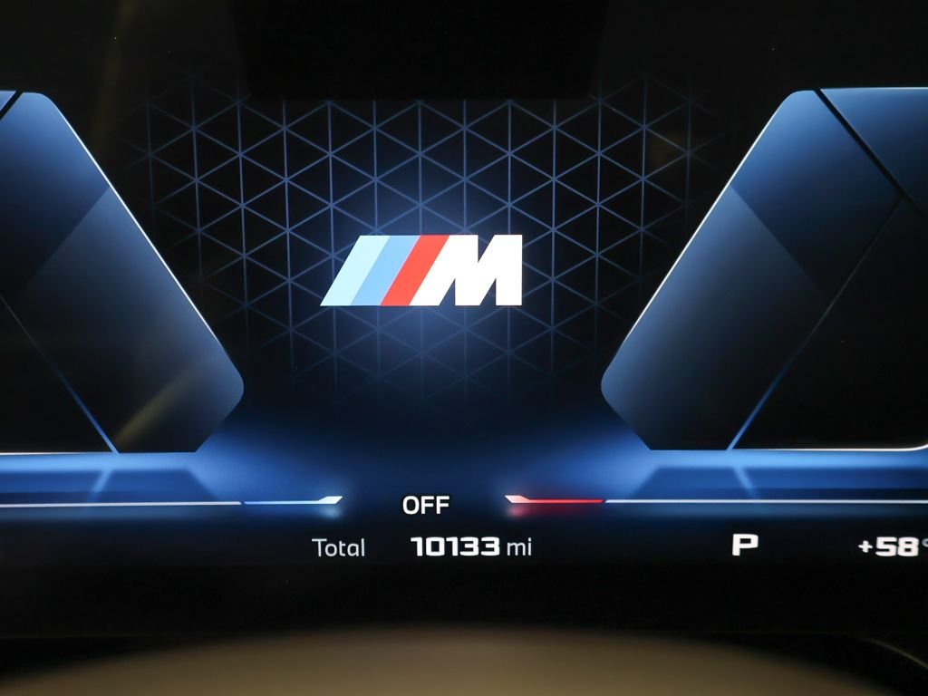 Used 2025 Black BMW M50 xDrive image 46