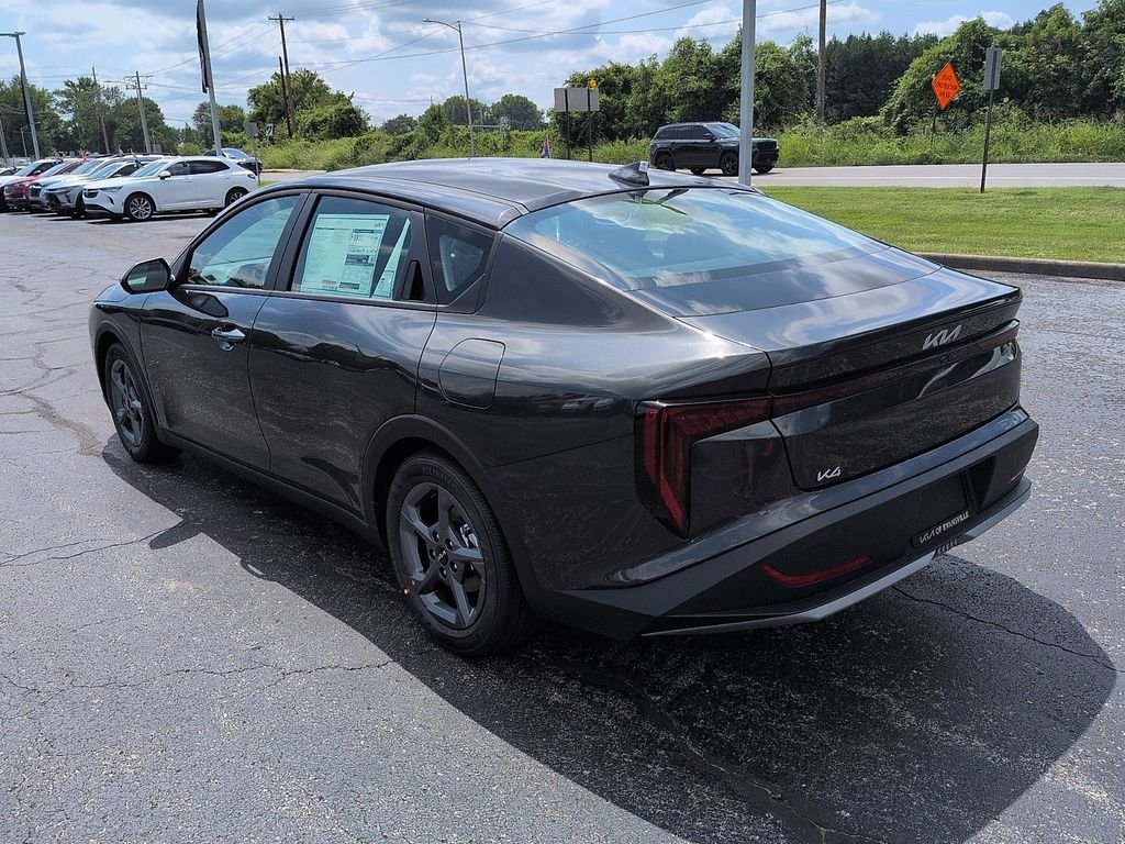 New 2026 Interstellar Gray Kia LXS image 5