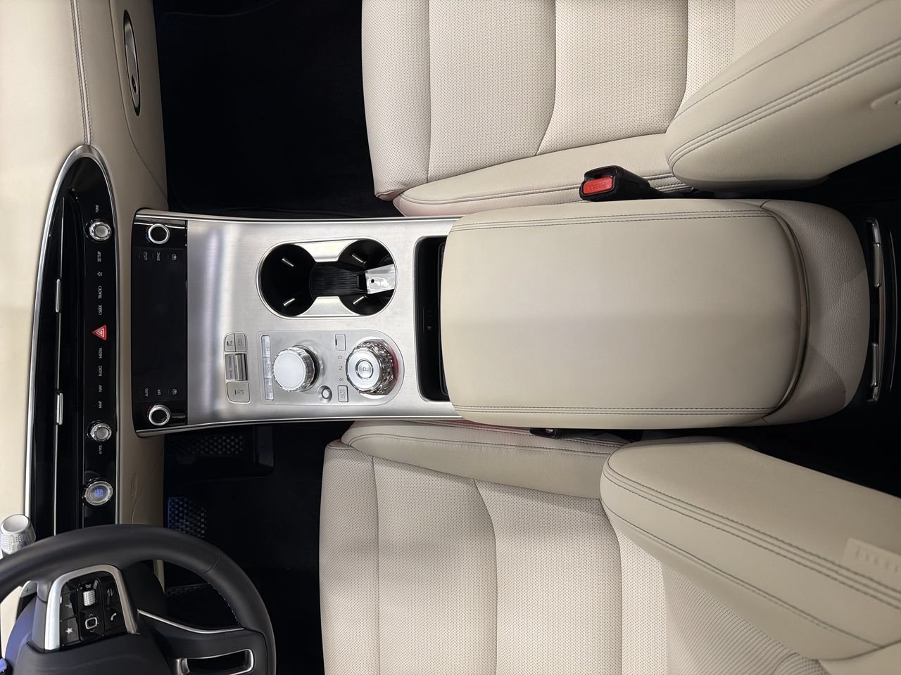 2026 GENESIS GV70 Select - Photo 23