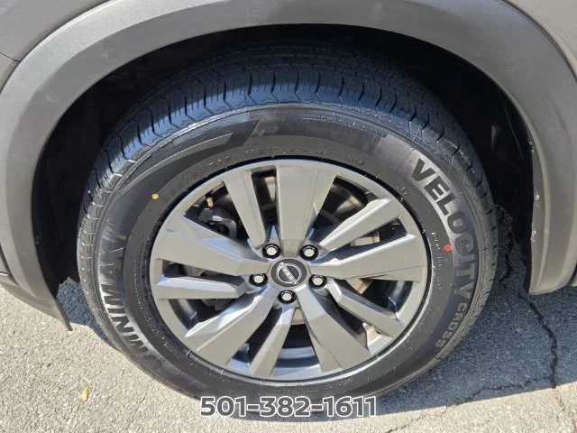 Used 2024 Gray Nissan SV image 19