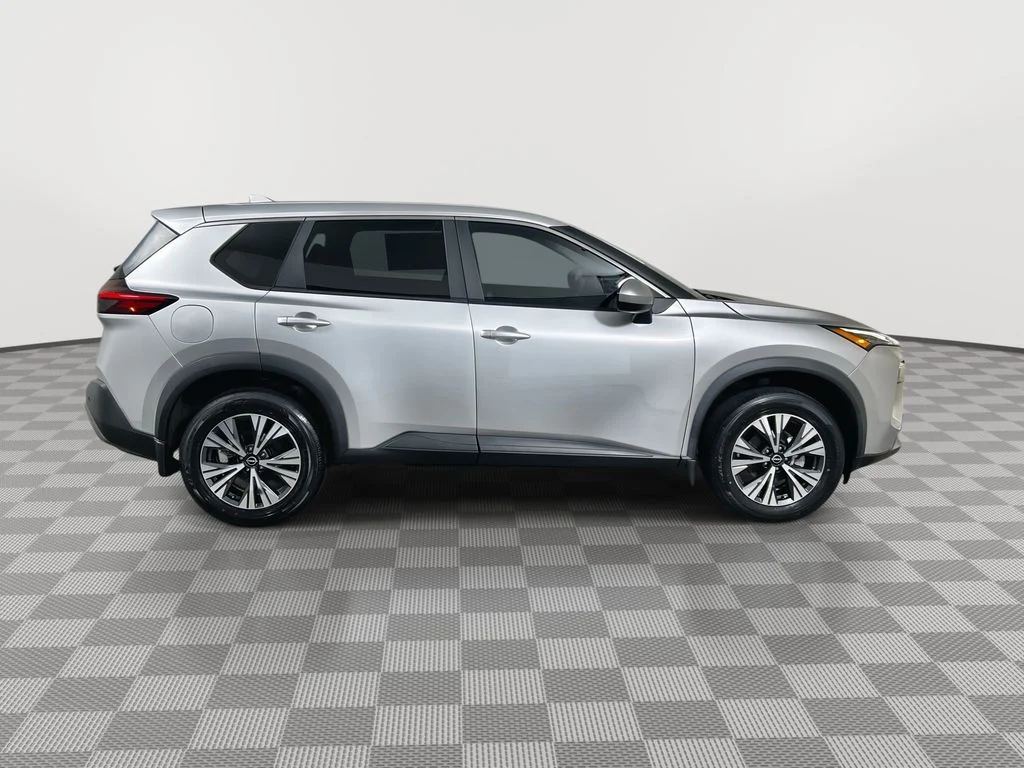Certified Used 2023 Silver Nissan SV image 9