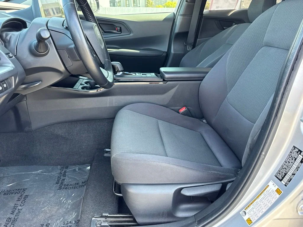 Certified Used 2024  Toyota LE image 19