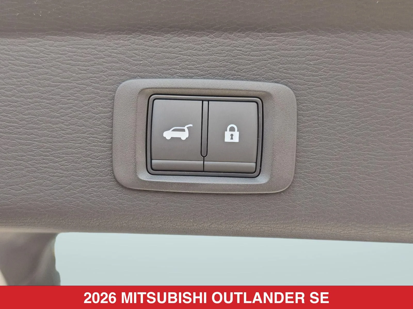 New 2026 White Mitsubishi SE image 26