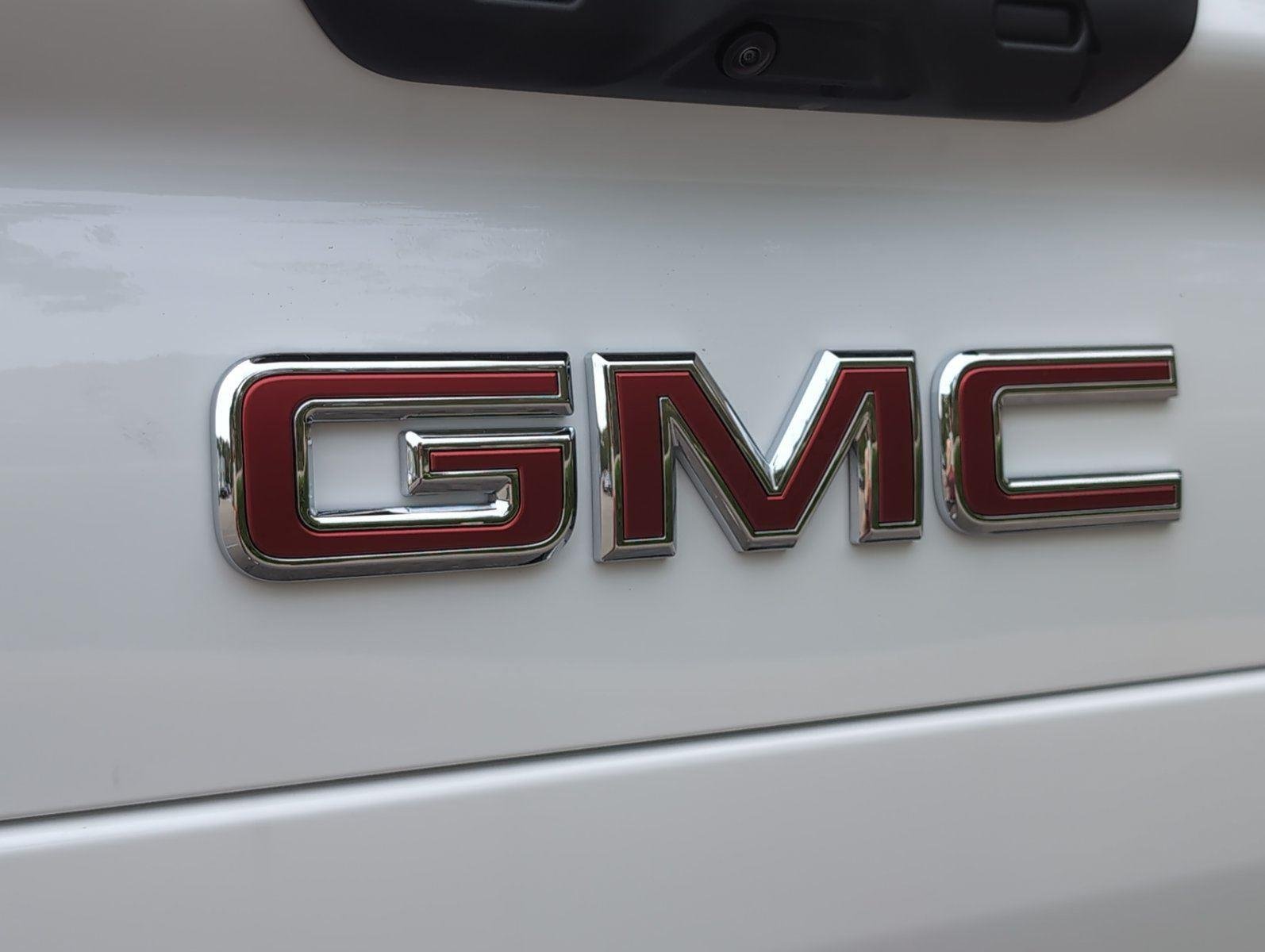 New 2026 Summit White GMC Elevation Standard Range image 26