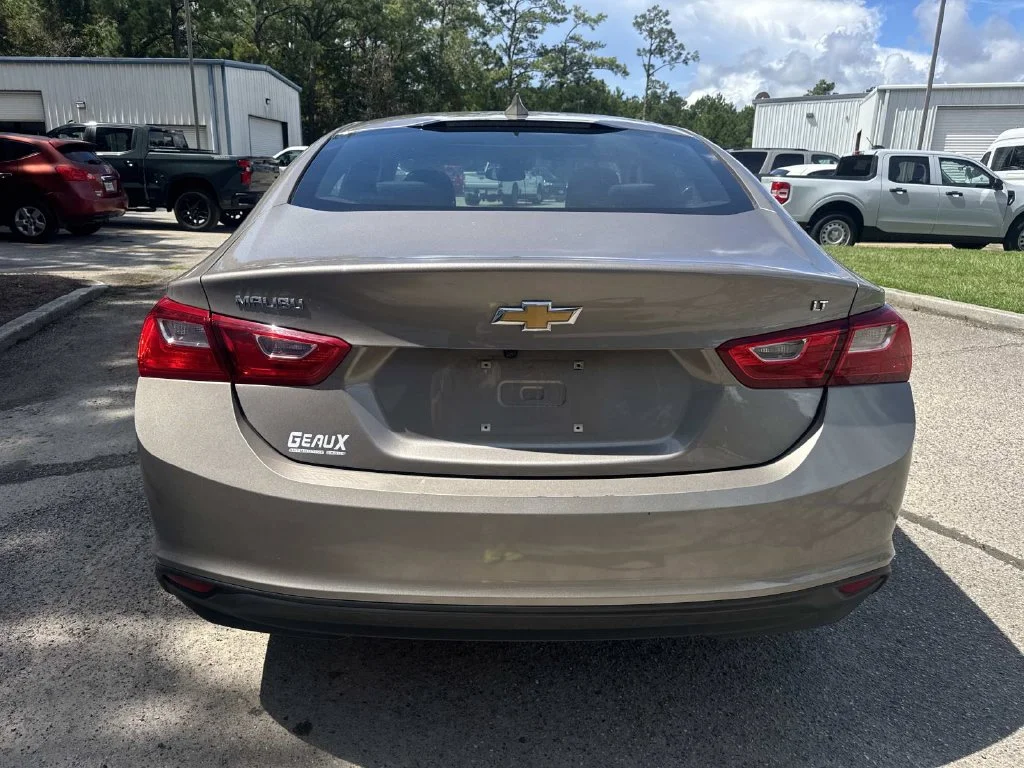 Used 2023 Gray Chevrolet LT image 13