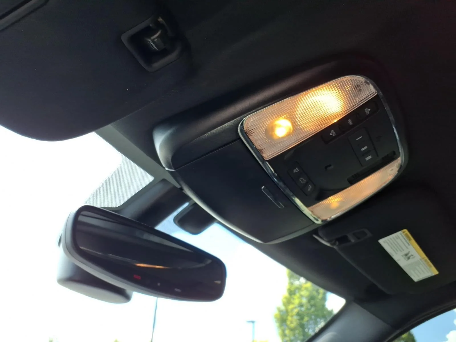 Used 2020 Bright White Clearcoat Jeep Altitude image 10