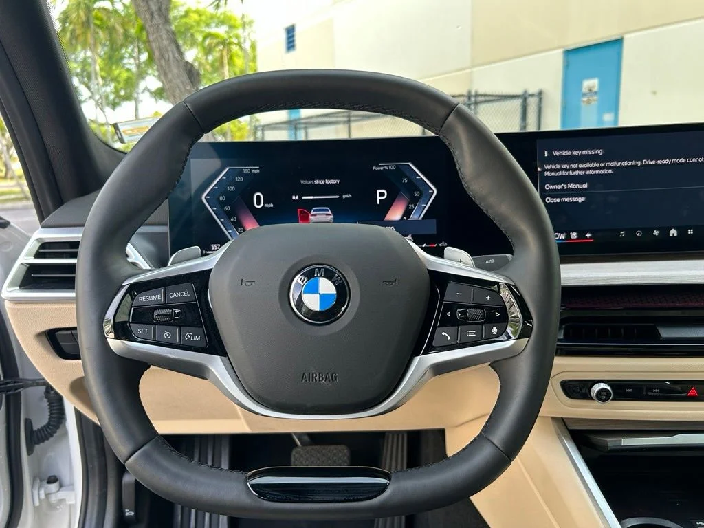 Used 2025 White BMW 330i image 19