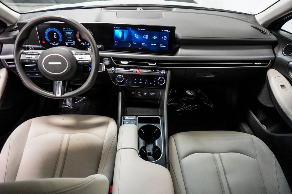 Used 2024 Blue Hyundai SEL image 11